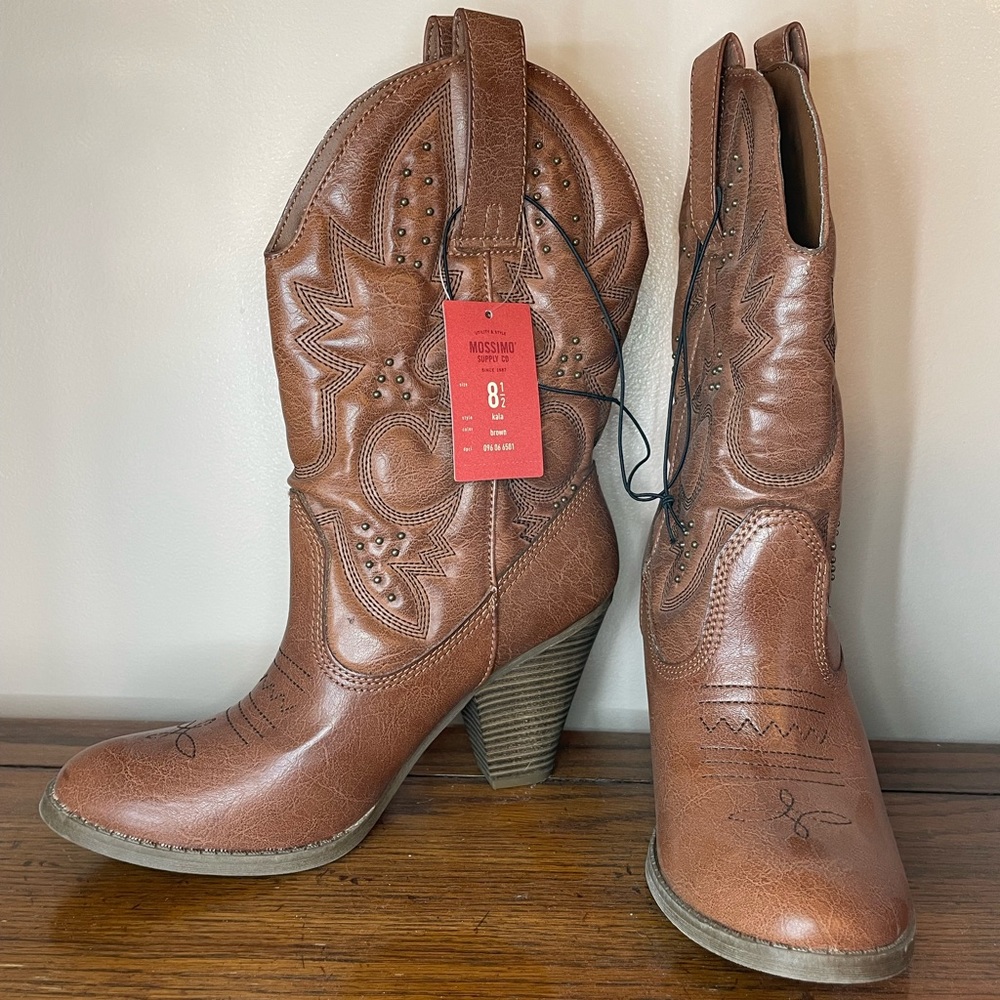 Mossimo Cowboy Boots With Heel